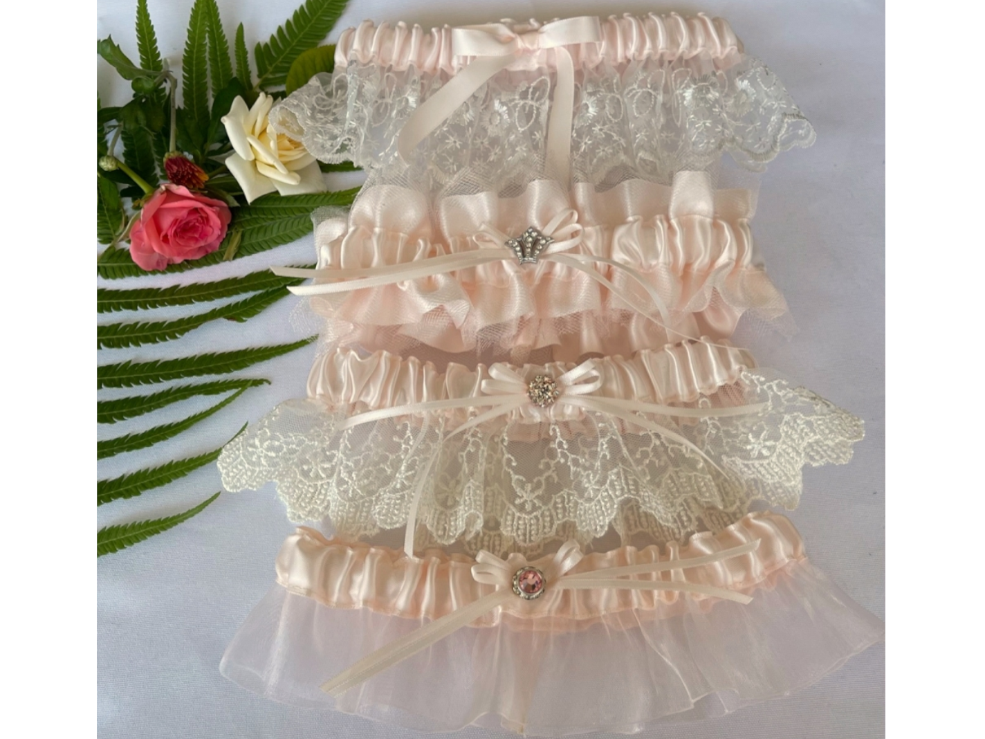 Set of 4 Blush Garters